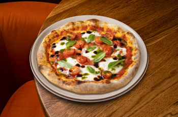 Пицца Капрезе